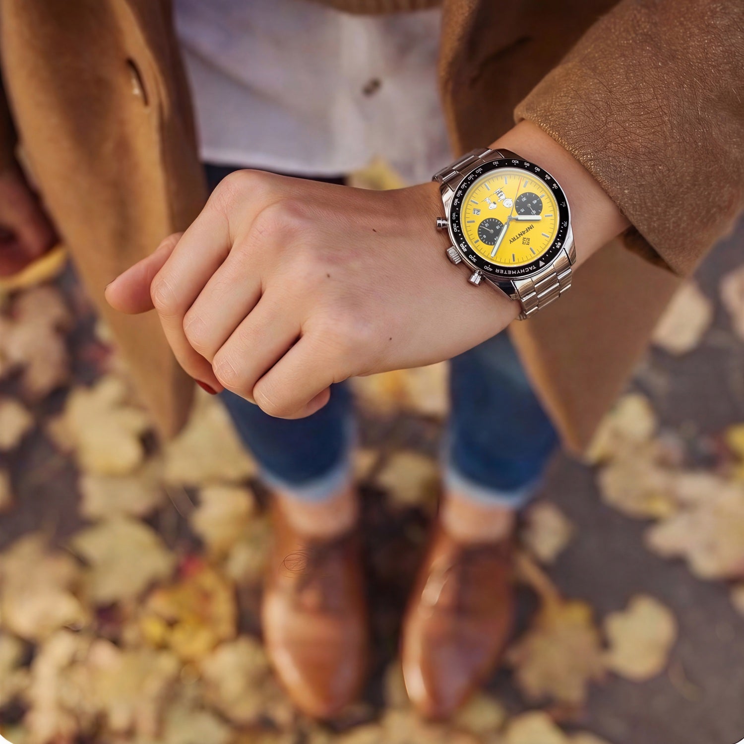 tokeitoys yellow peanuts snoopy watch on wrist INP-SP5-05